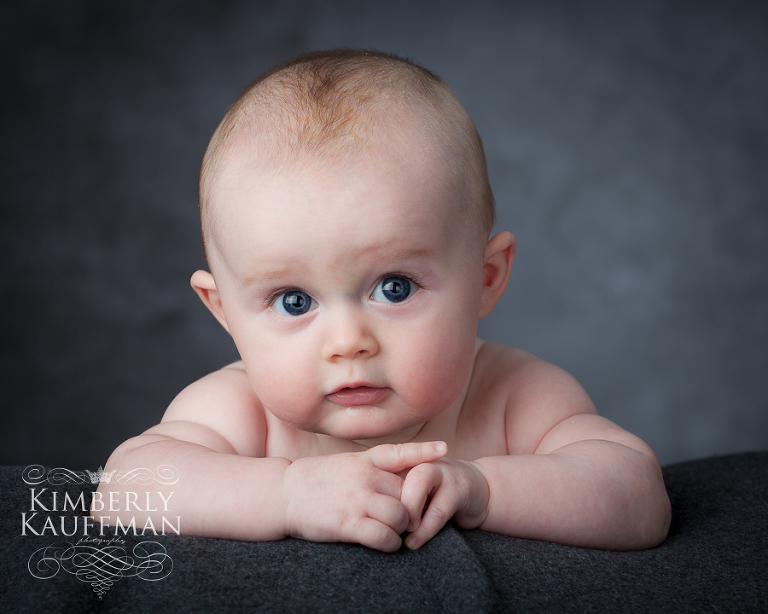 4 month old baby - doylestown baby photographer