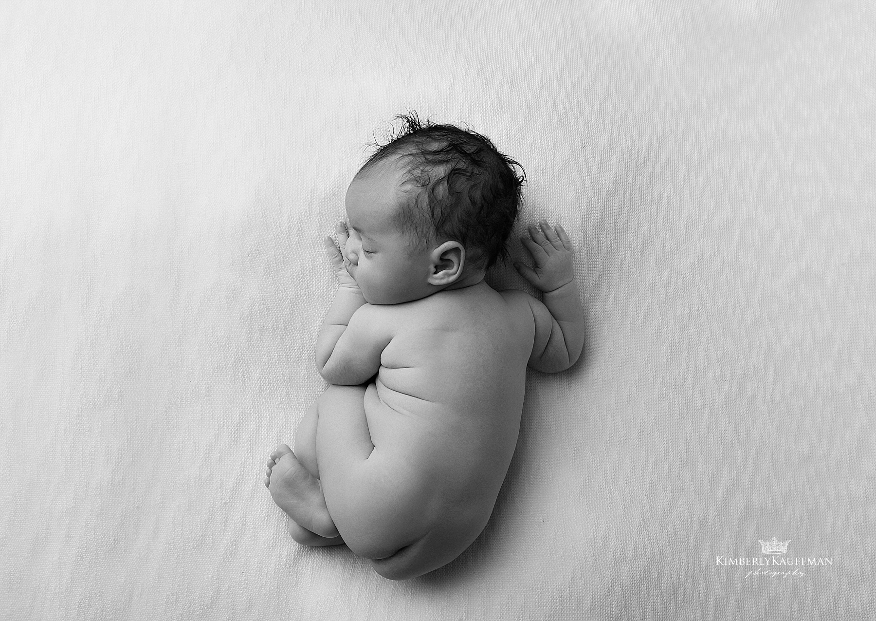 newborn photographer bryn mawr hospital